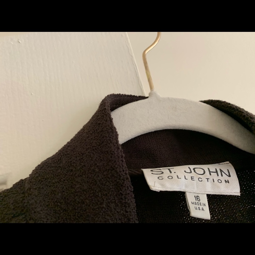 Stunning St. John Knit Jacket and Pants! - Picture 4 of 12